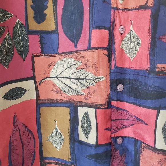 Vintage 100% silk leaf print shirt, size medium - Picture 4 of 4